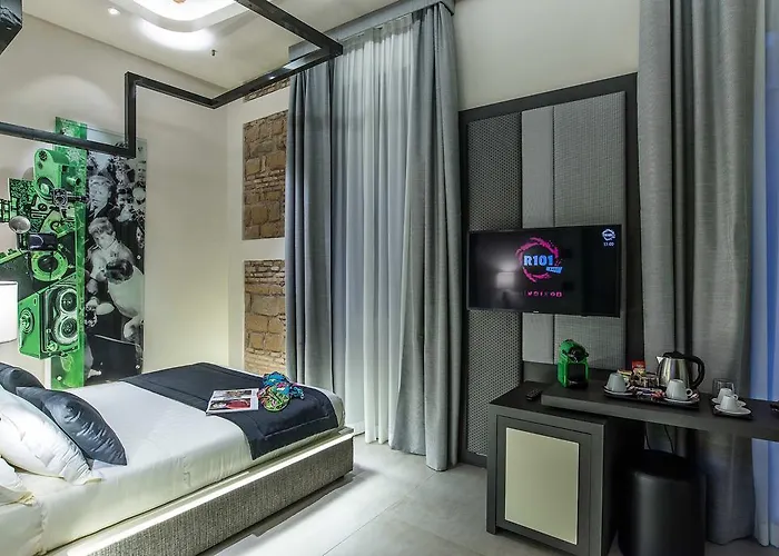 Via Veneto Prestige Πανσιόν